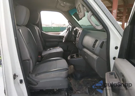 2015 Nissan Nv Cargo Nv2500 Hd S V8/Sl V8/Sv V8 z USA, uszkodzony, nr VIN 1N6AF0KX0FN800884